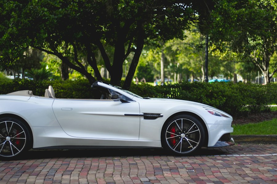 Aston Martin DB9 GT Volante