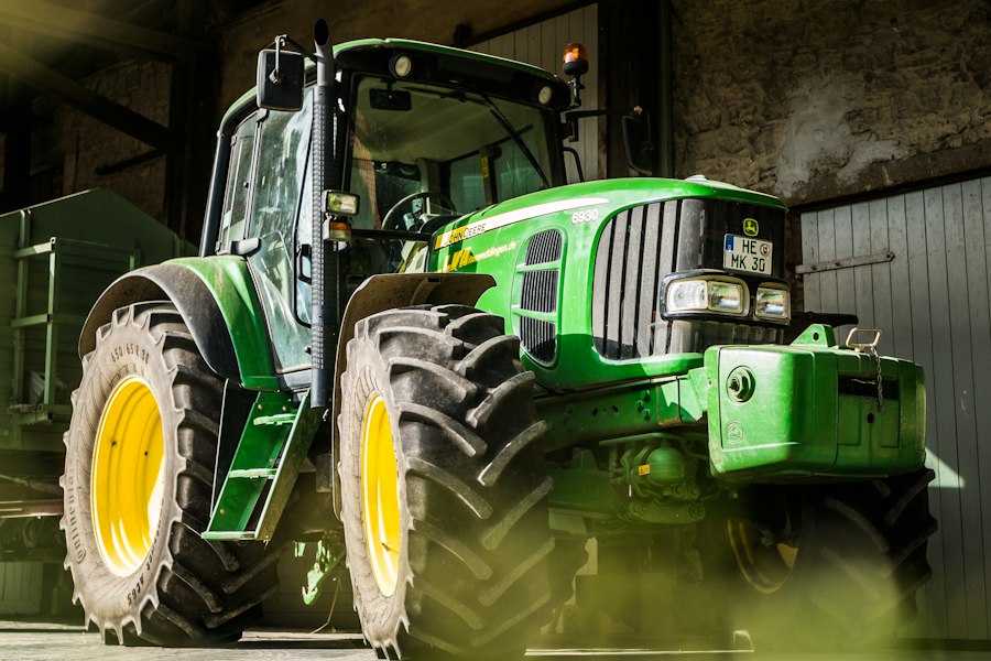 John Deere 6R 250