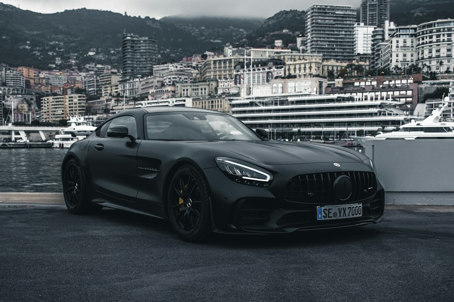 Mercedes-AMG GT R